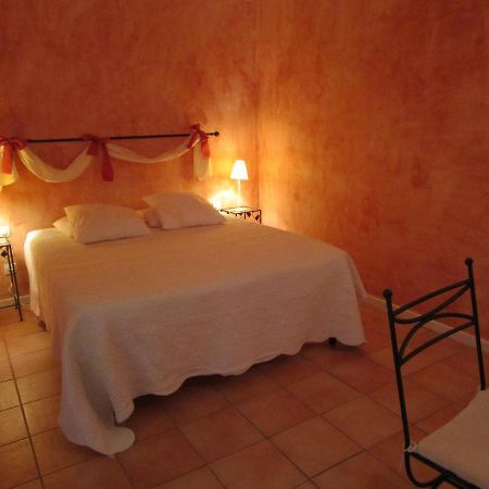 Serviers-et-Labaume L'Olivier Bed & Breakfast エクステリア 写真