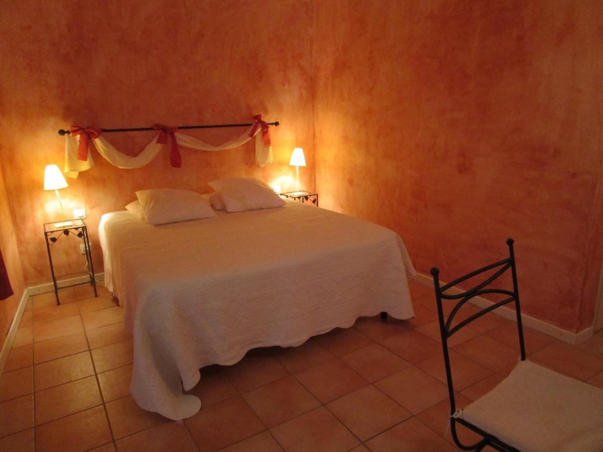 Serviers-et-Labaume L'Olivier Bed & Breakfast エクステリア 写真